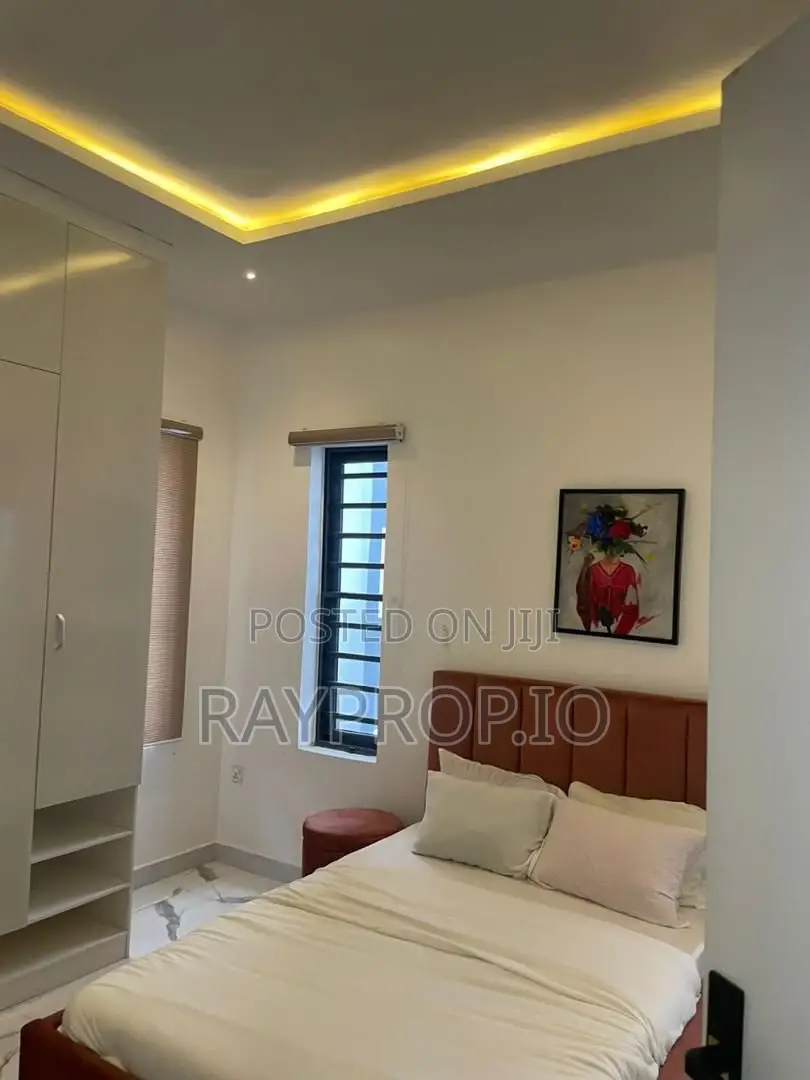 143385st - 5 Bedroom Shortlet in Ikate Lekki