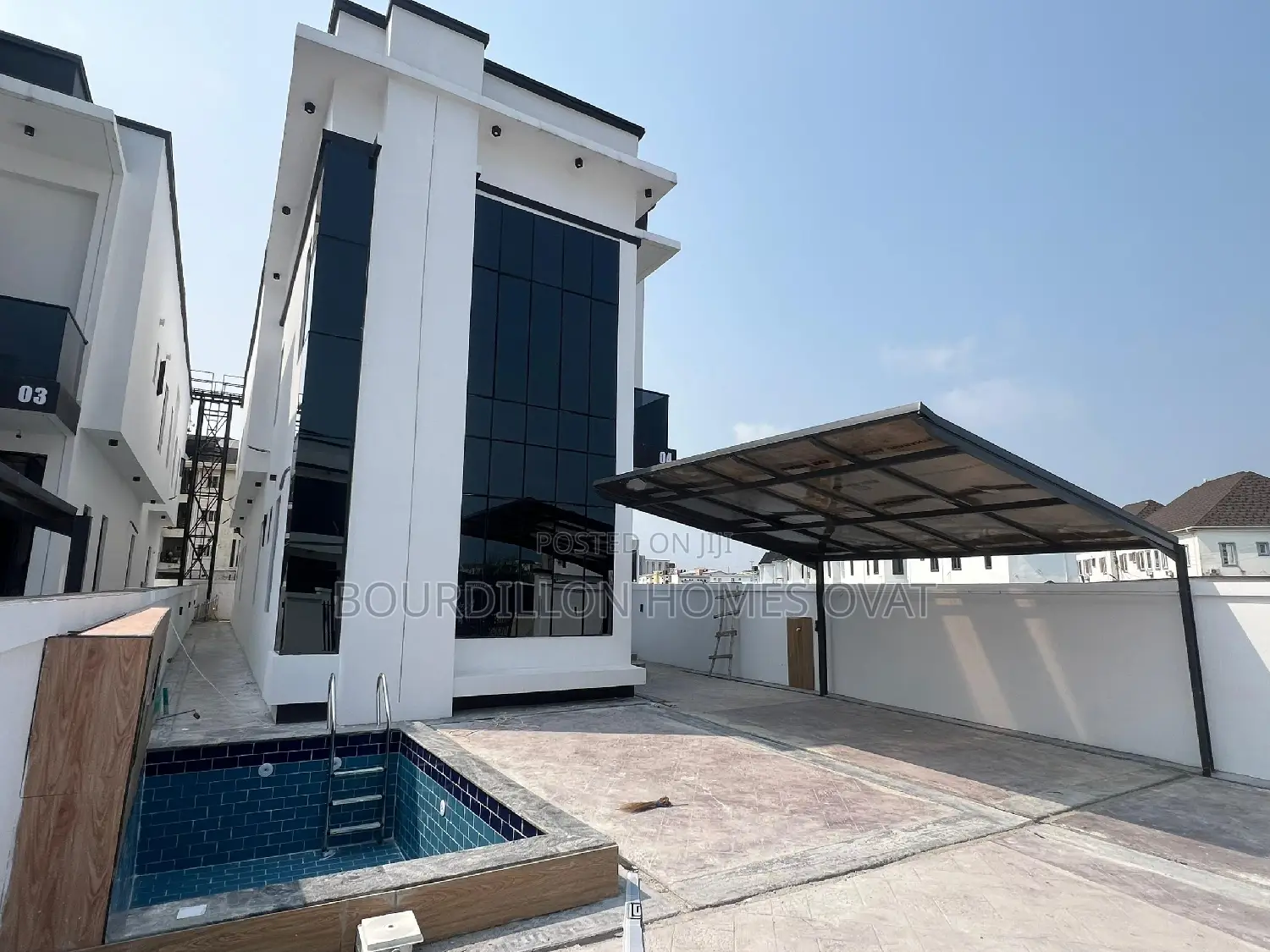 5bdrm Duplex in Lekki for sale