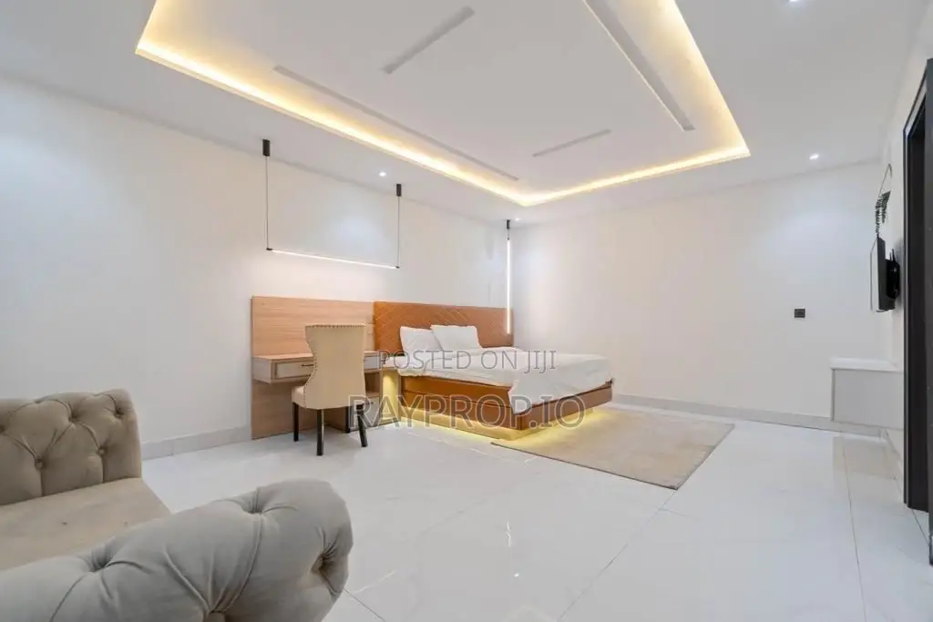 2 Bedroom Shortlet in Lekki Phase 1
