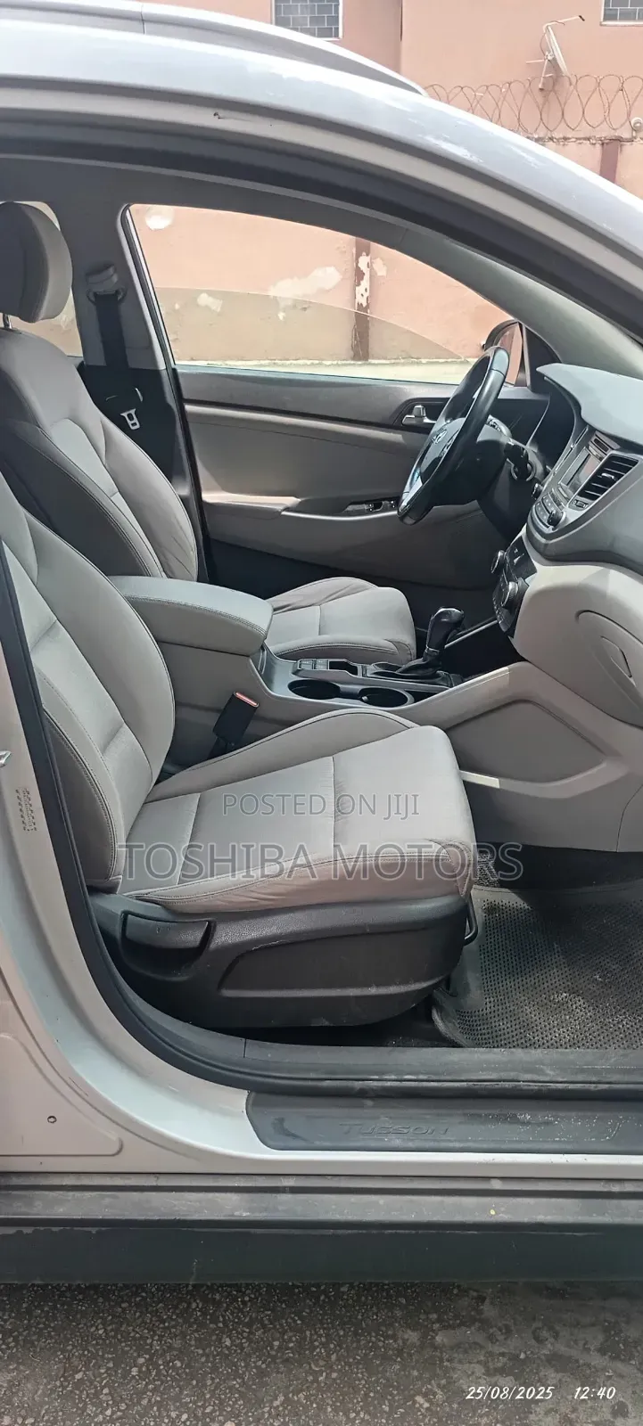 Hyundai Tucson Sport AWD 2016 Silver