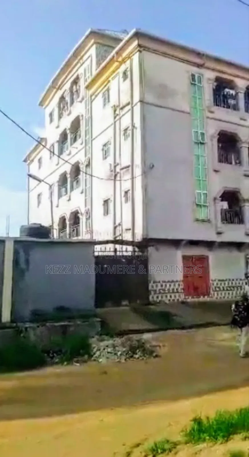 10bdrm Block of Flats in Ogbor Hill , Aba , for sale