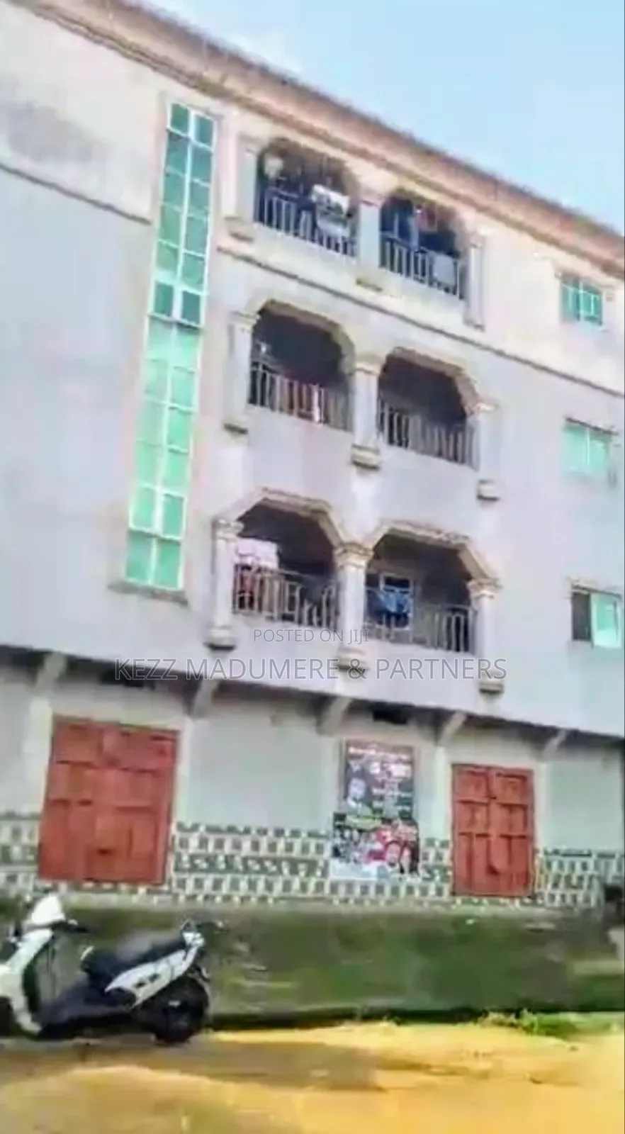 10bdrm Block of Flats in Ogbor Hill , Aba , for sale