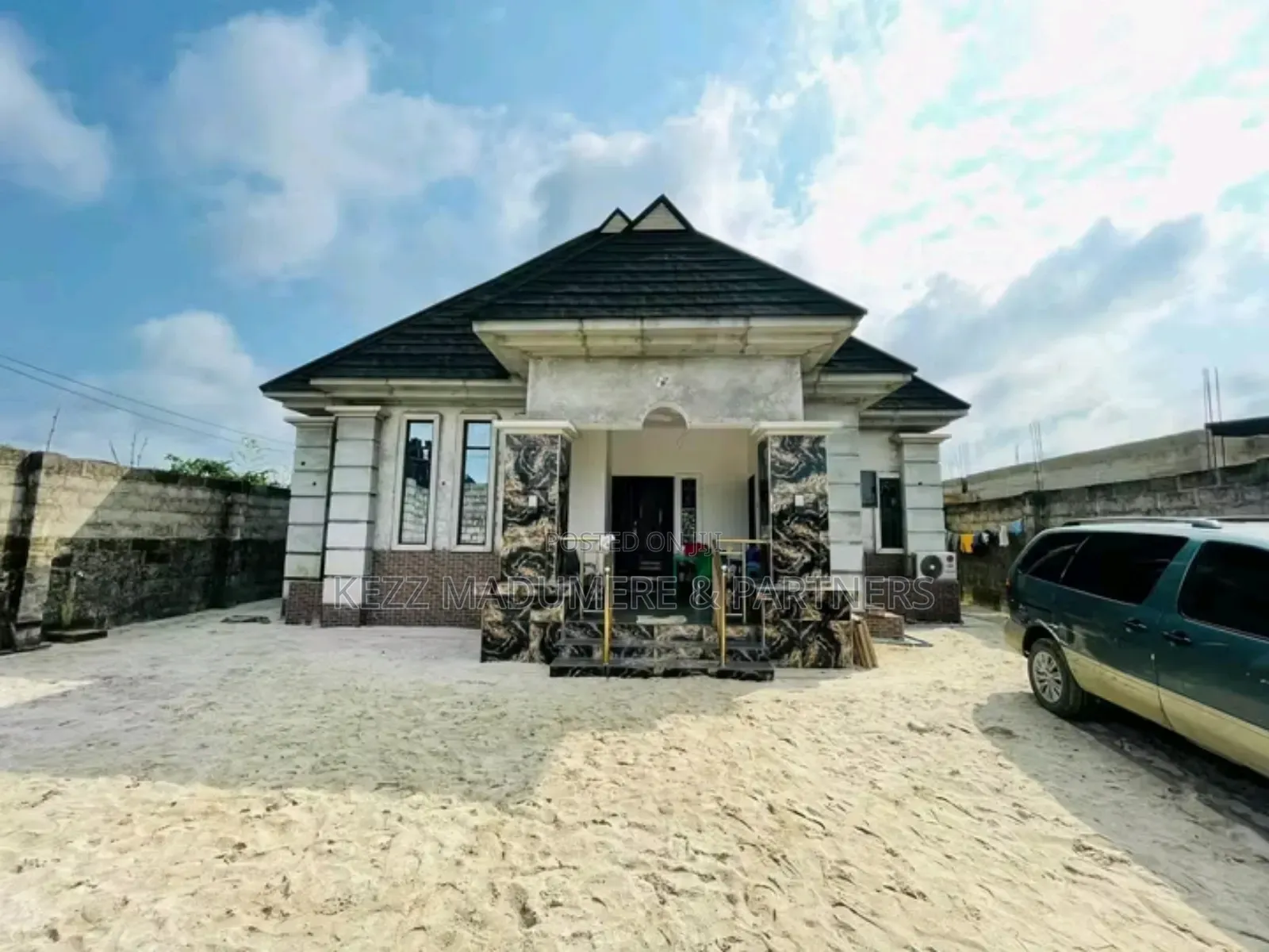 4bdrm Bungalow in Eneka , Port for sale