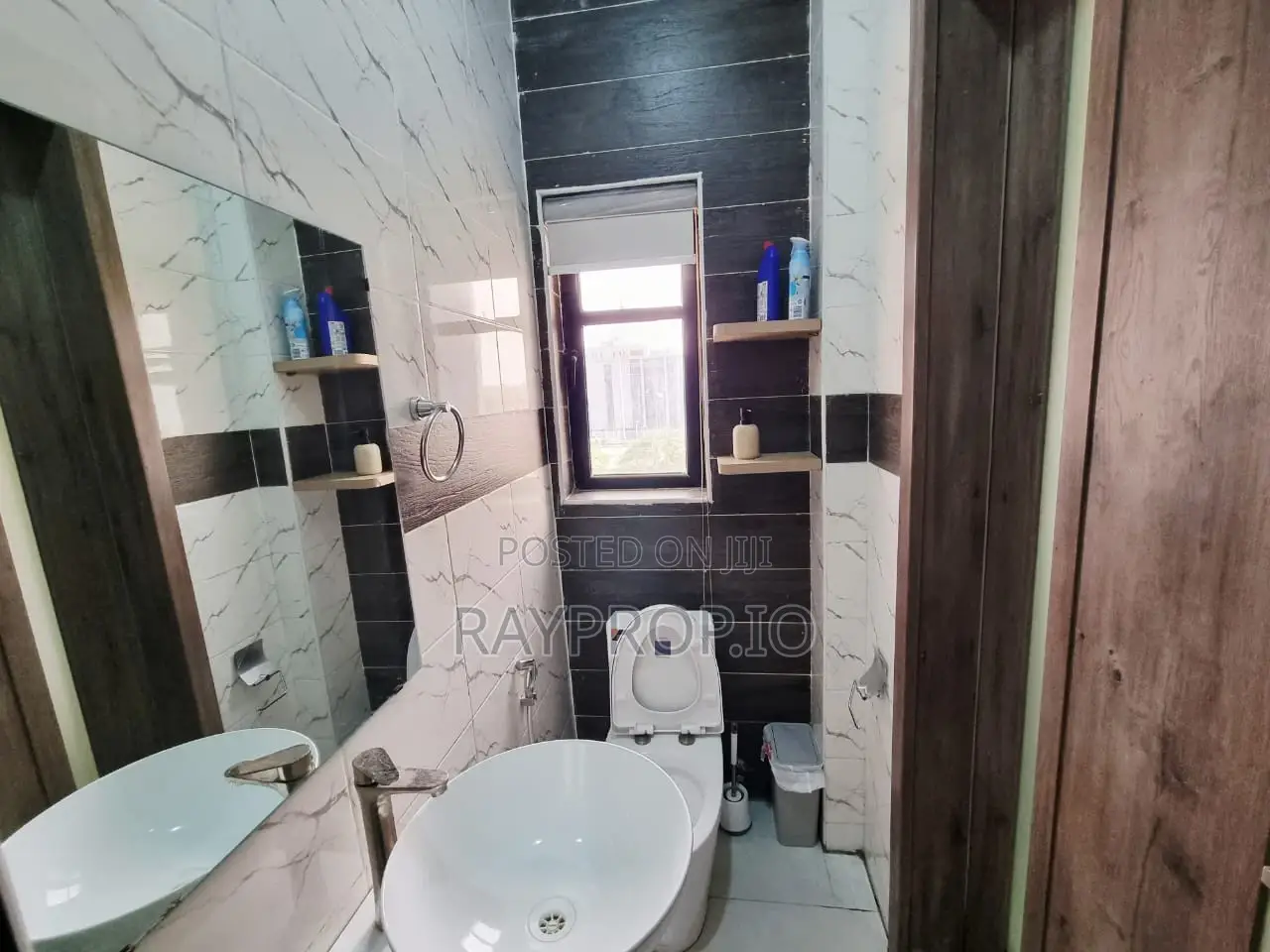 3 Bedroom Shortlet in Lekki Phase 1