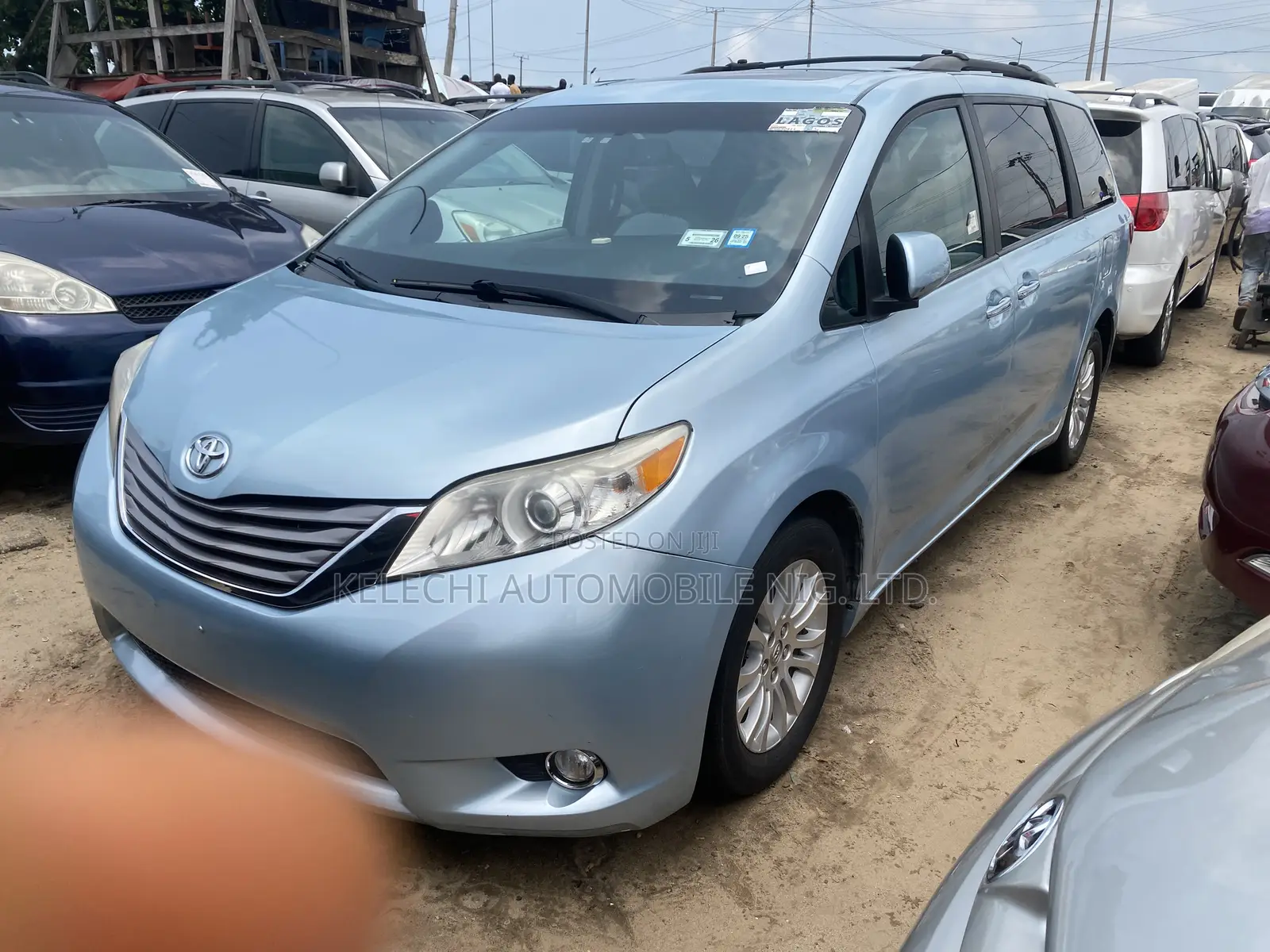 Toyota Sienna 2015 Blue