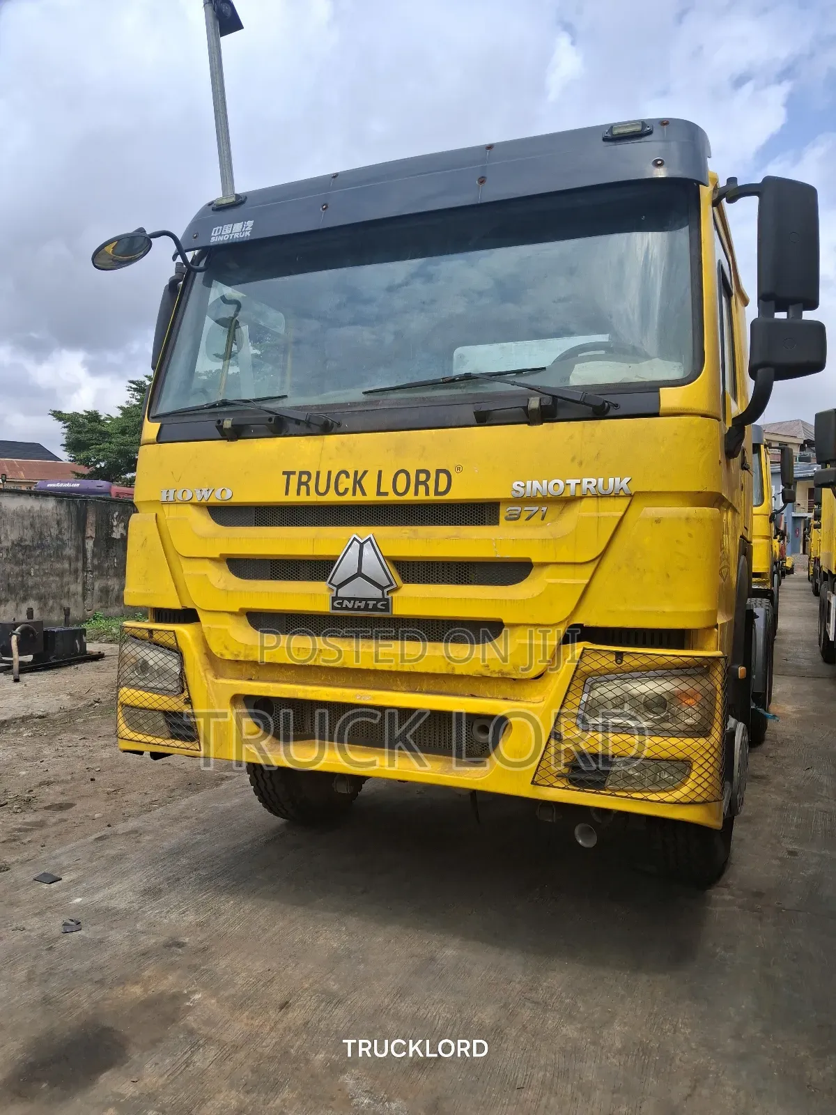 2015 Tractor Head