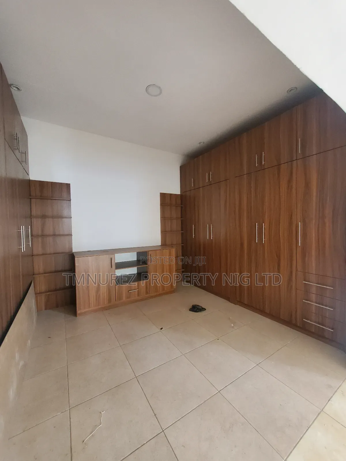 Studio Apartment in Ikate Lekki for rent