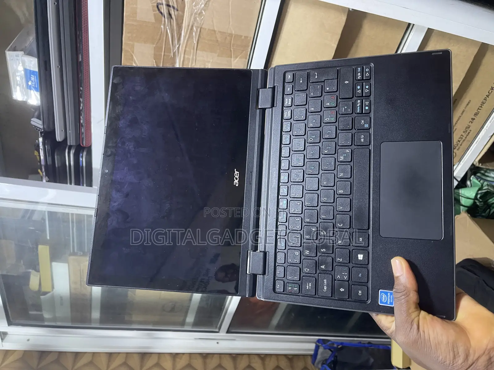 Laptop Acer TravelMate Spin B1 4GB Intel Pentium SSD 128GB