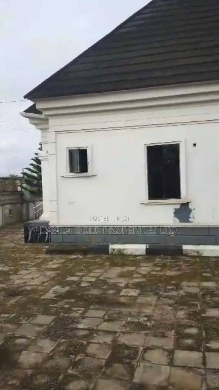 5bdrm Bungalow in Benin City for sale
