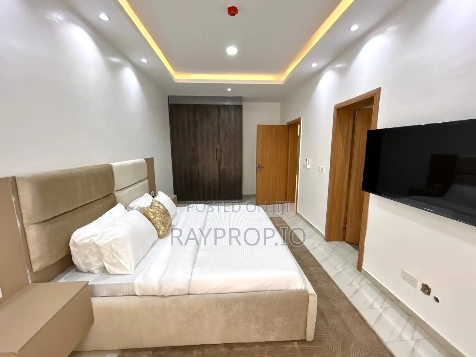 000008ag - 3 Bedroom Shortlet in Ikoyi