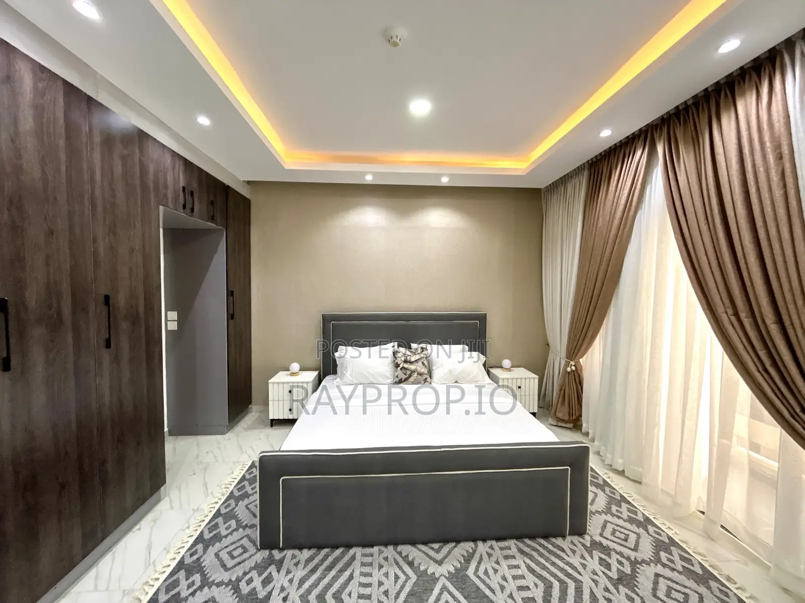 000008ag - 3 Bedroom Shortlet in Ikoyi