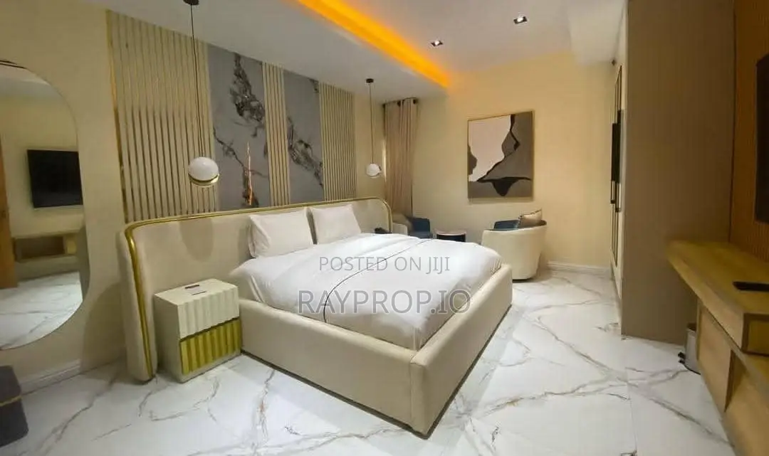 2 Bedroom Shortlet in Lekki Phase 1