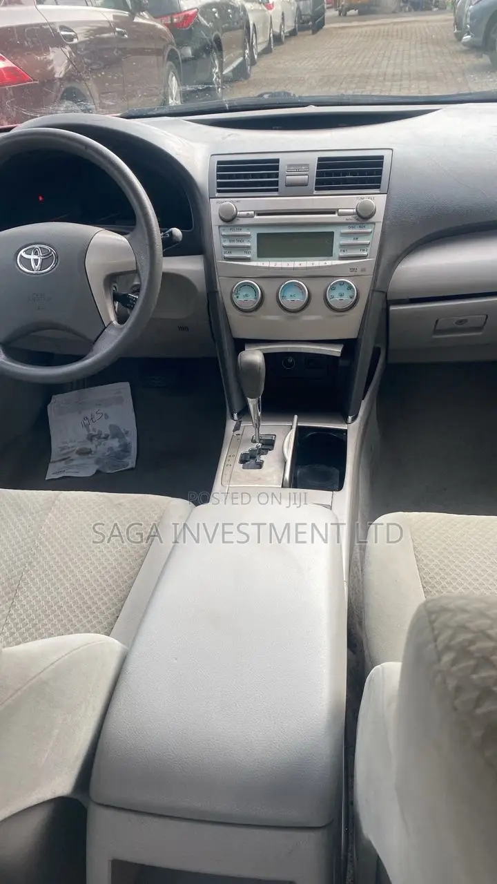 Toyota Camry LE 4dr Sedan (2.4L 4cyl 5A) 2008 Red