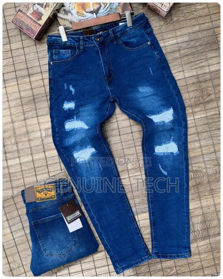 High Quality Staring Cut Jeans