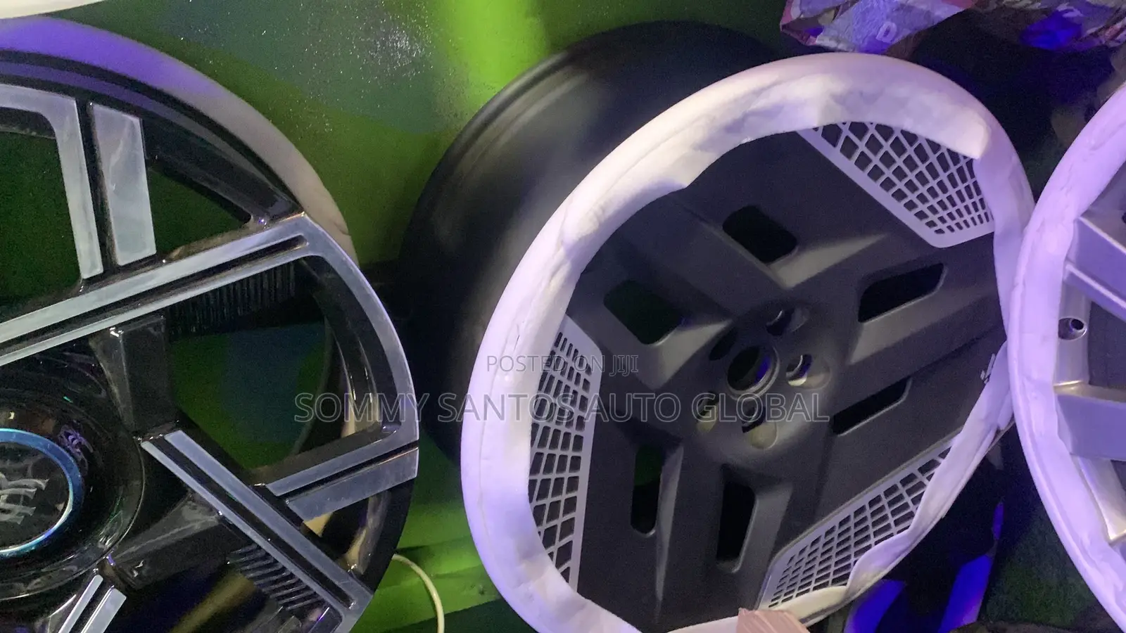 Range Rover Sport Original Rim Available