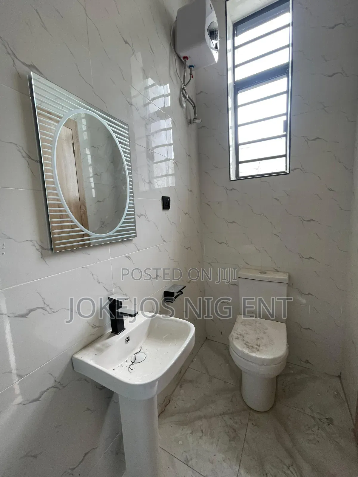 4bdrm Townhouse/Terrace in Chevron for sale