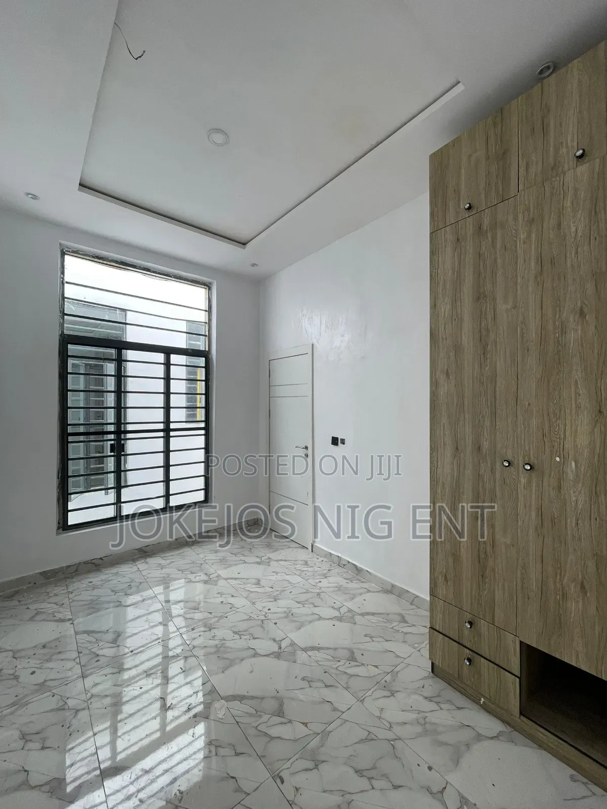 4bdrm Duplex in Ikota for sale