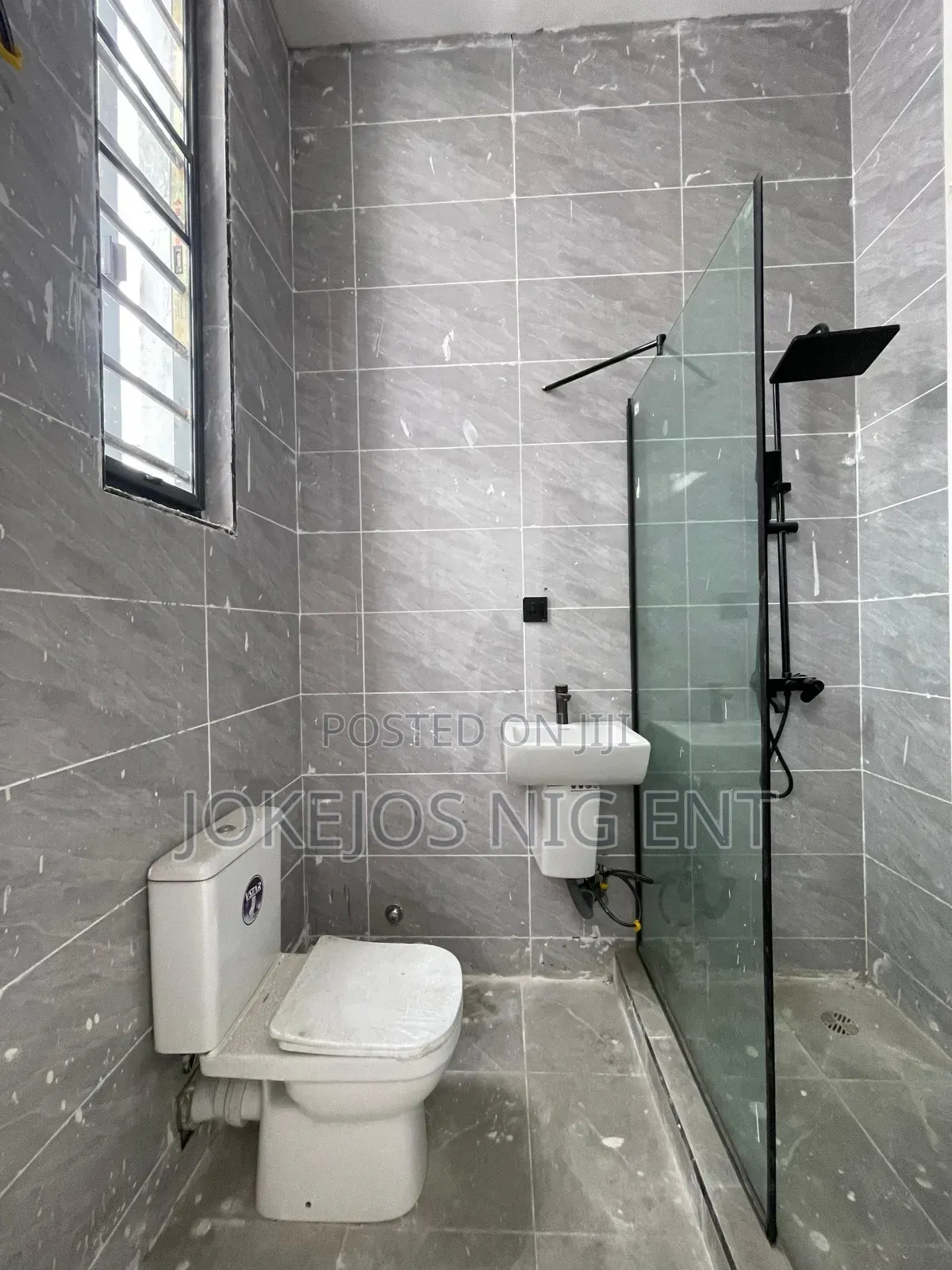 4bdrm Duplex in Ikota for sale