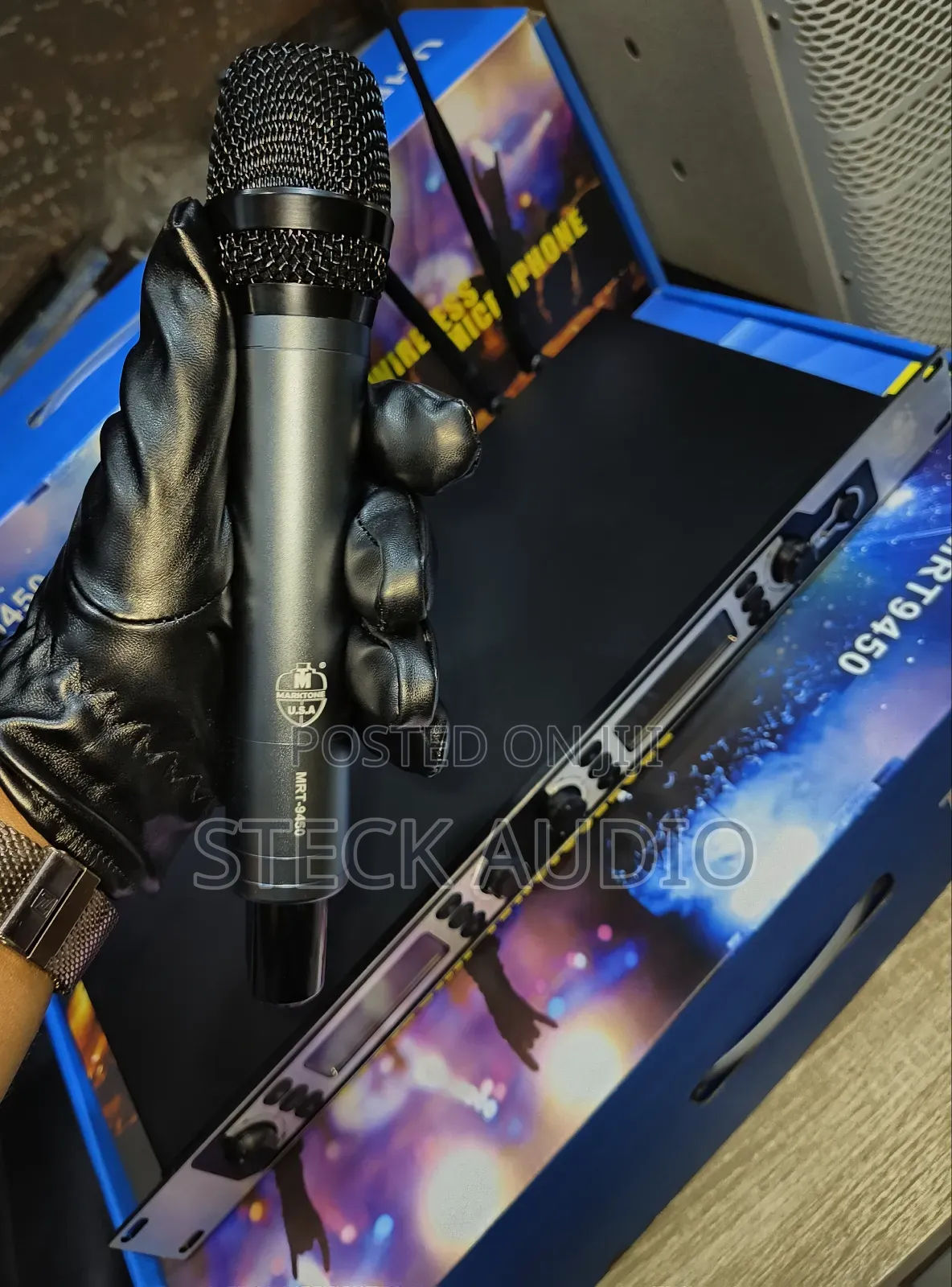 MRT 9450 Marktone Usa 4in1 Selectable Frequency Wireless Mic System