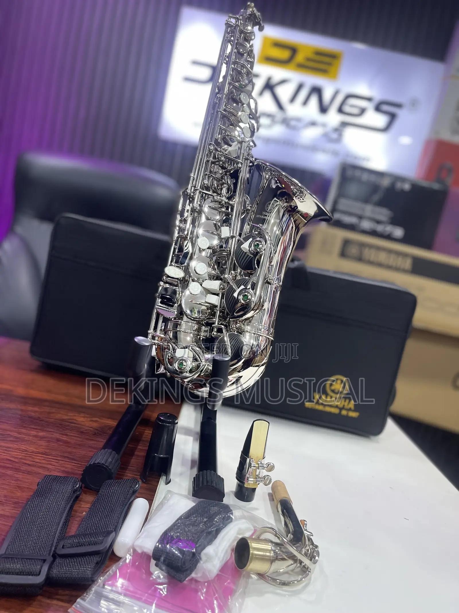 Yamaha Silver Alto Saxophone Brass Sax