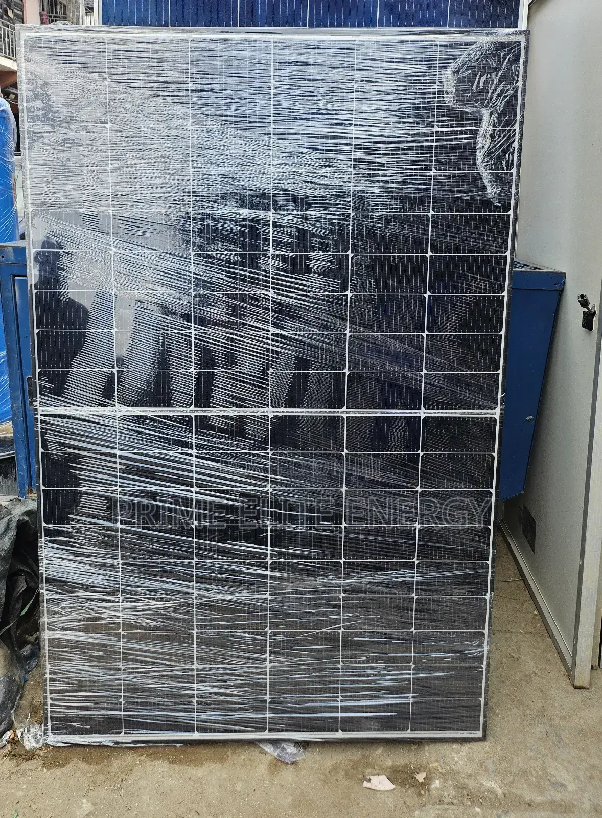500watts Mono-crystalline Halfcut Solar Panels ( Longi )