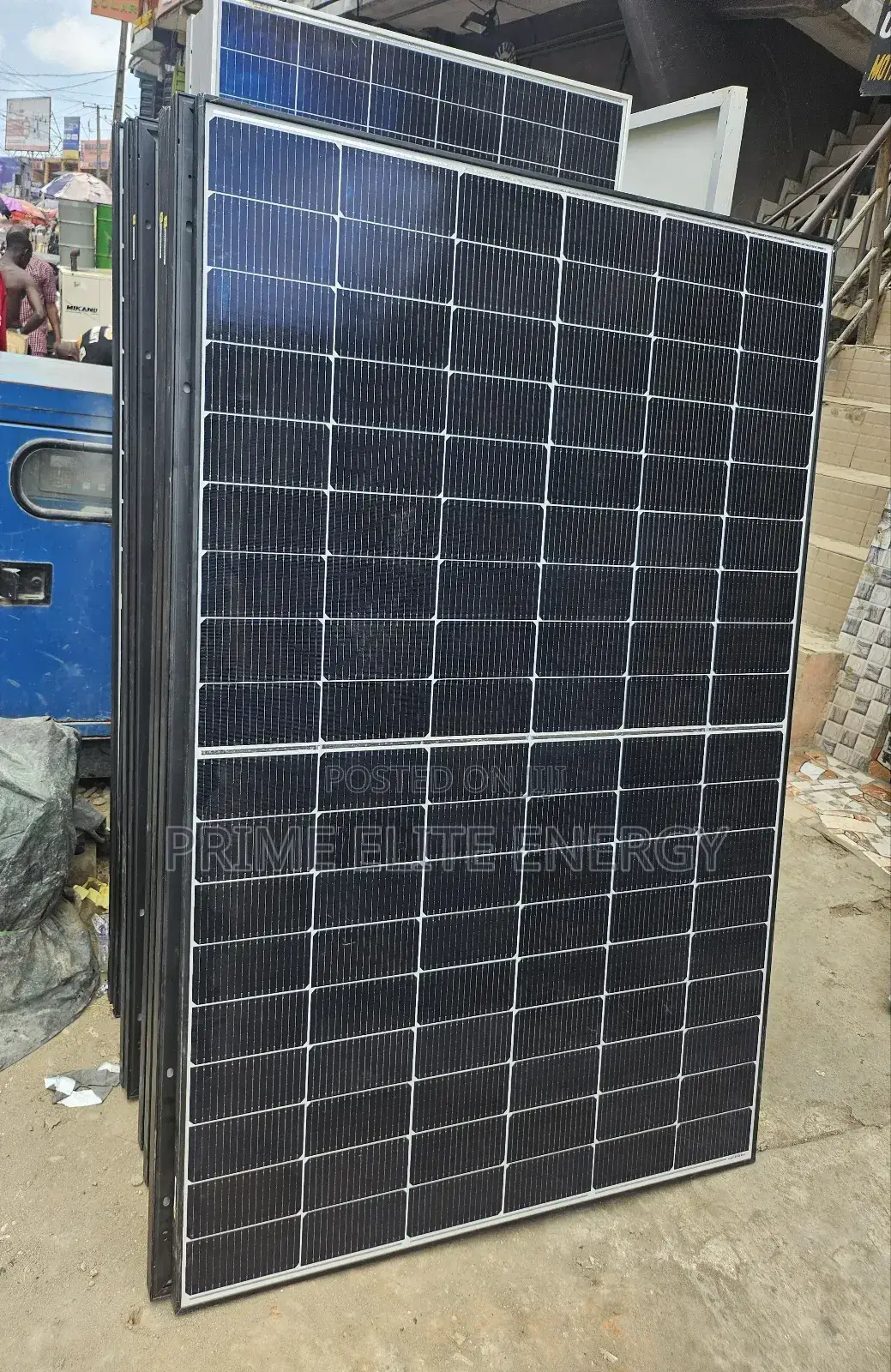 500watts Mono-crystalline Halfcut Solar Panels ( Longi )