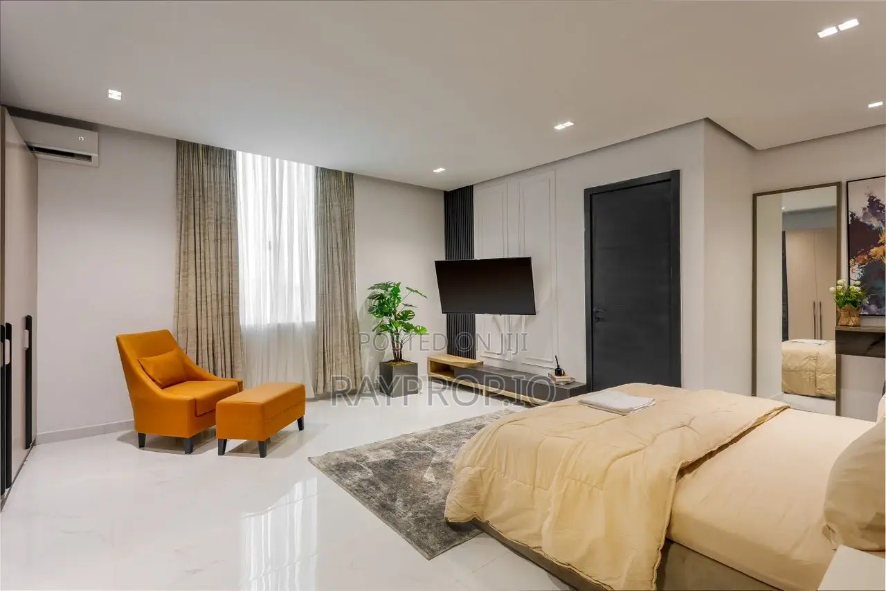 2 Bedroom Shortlet in Lekki Phase 1