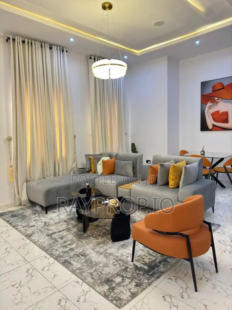 2 Bedroom Shortlet in Lekki Phase 1