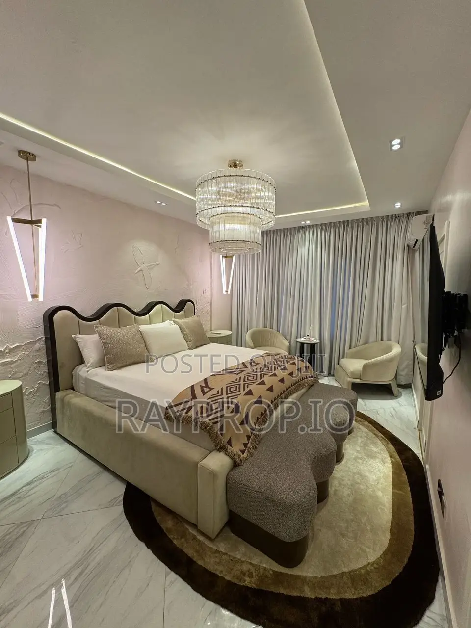 3 Bedroom Shortlet in Ikoyi