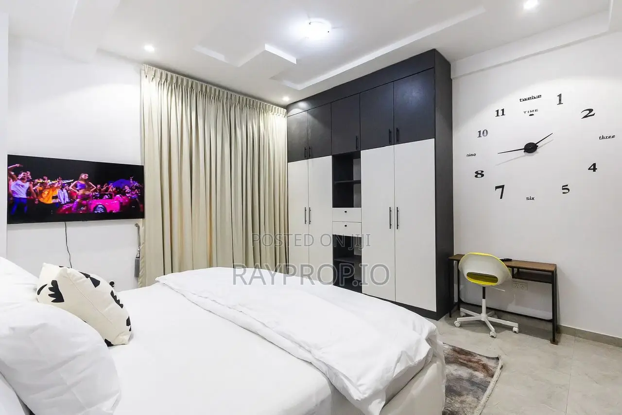 2 Bedroom Shortlet in Ikate Lekki
