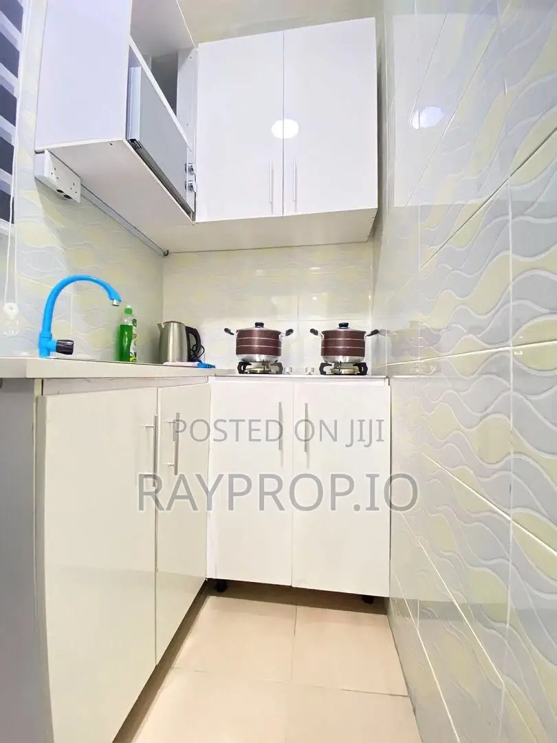 140671tg - 1 Bedroom Shortlet in Yaba