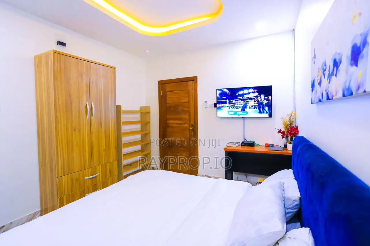 2 Bedroom Shortlet in Yaba