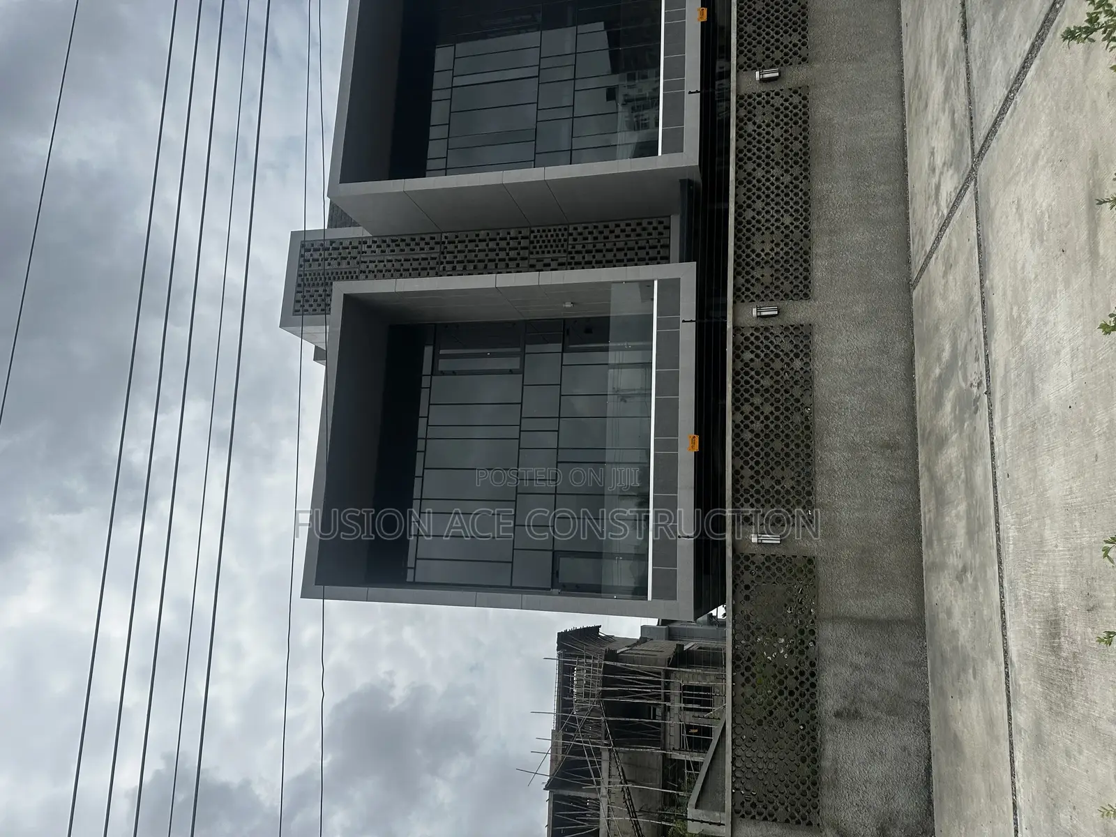 Glass Cutting Wall With Glass Door Frameless Handrails