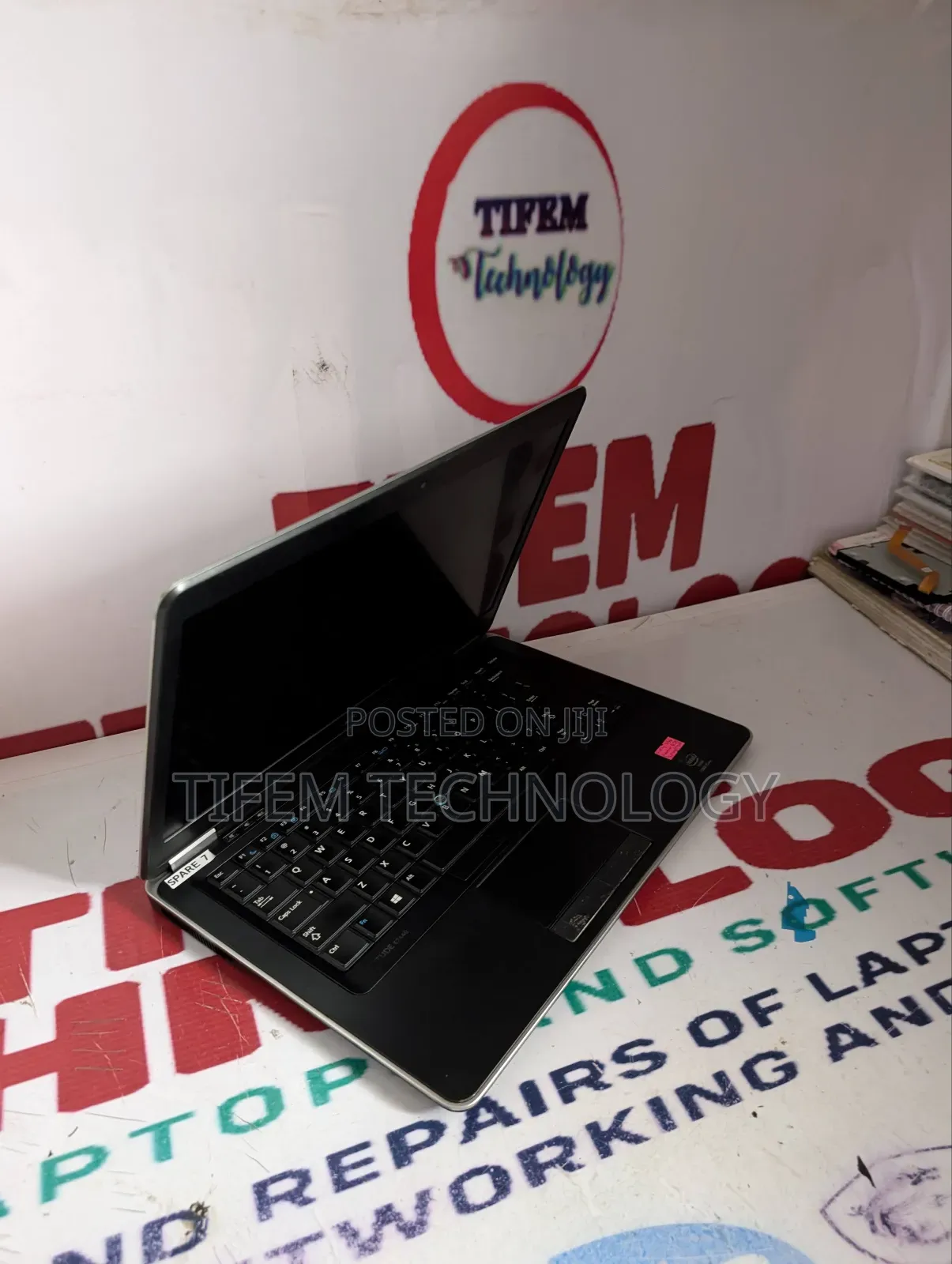 Laptop Dell Latitude 7440 8GB Intel Core I5 HDD+SSD 500GB
