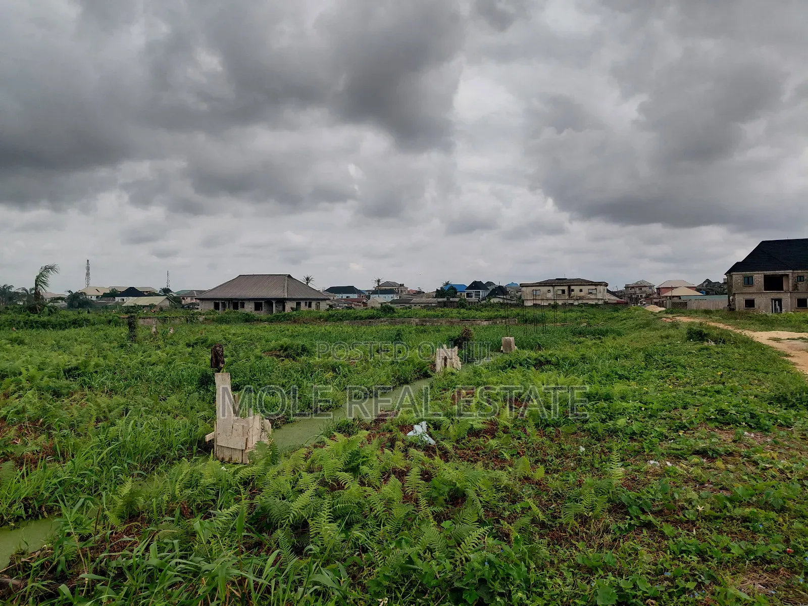 600sqm Full Plot Ijegemo Close to the New Road