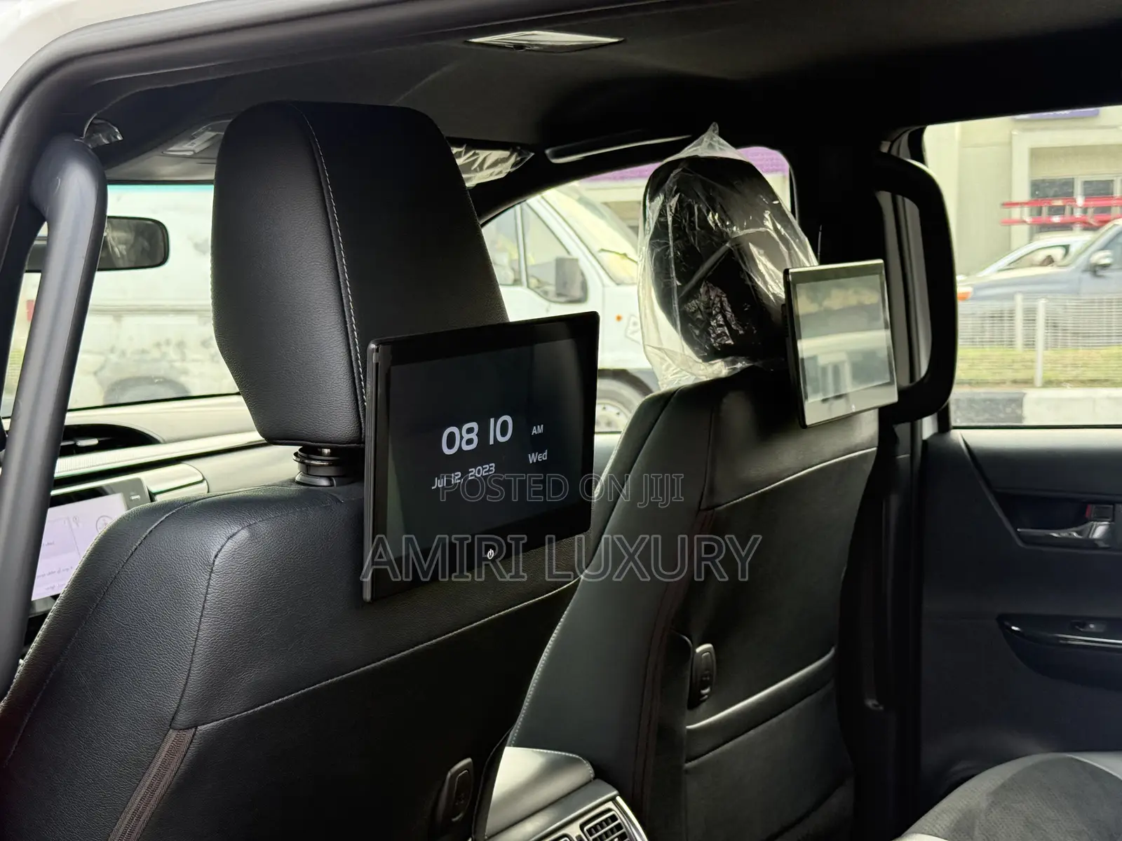 New Toyota Hilux 2025 White