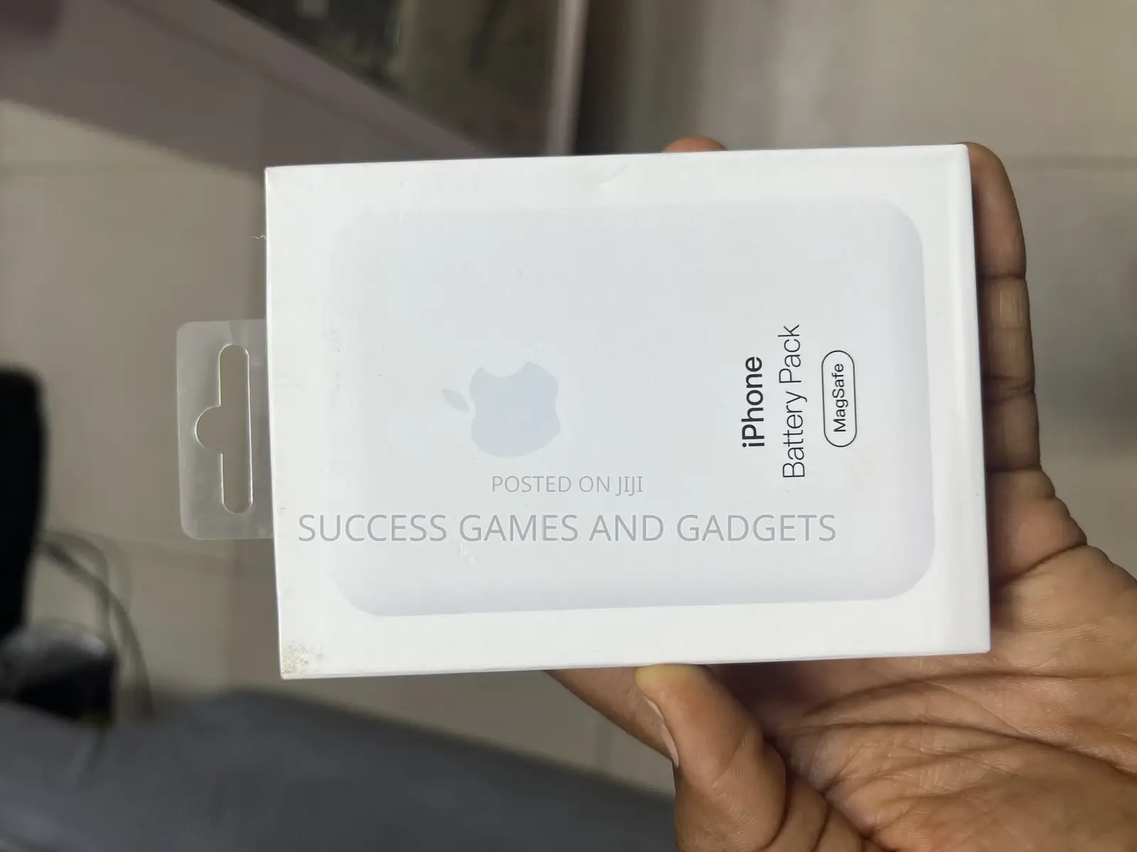iPhone Wireless Power Bank