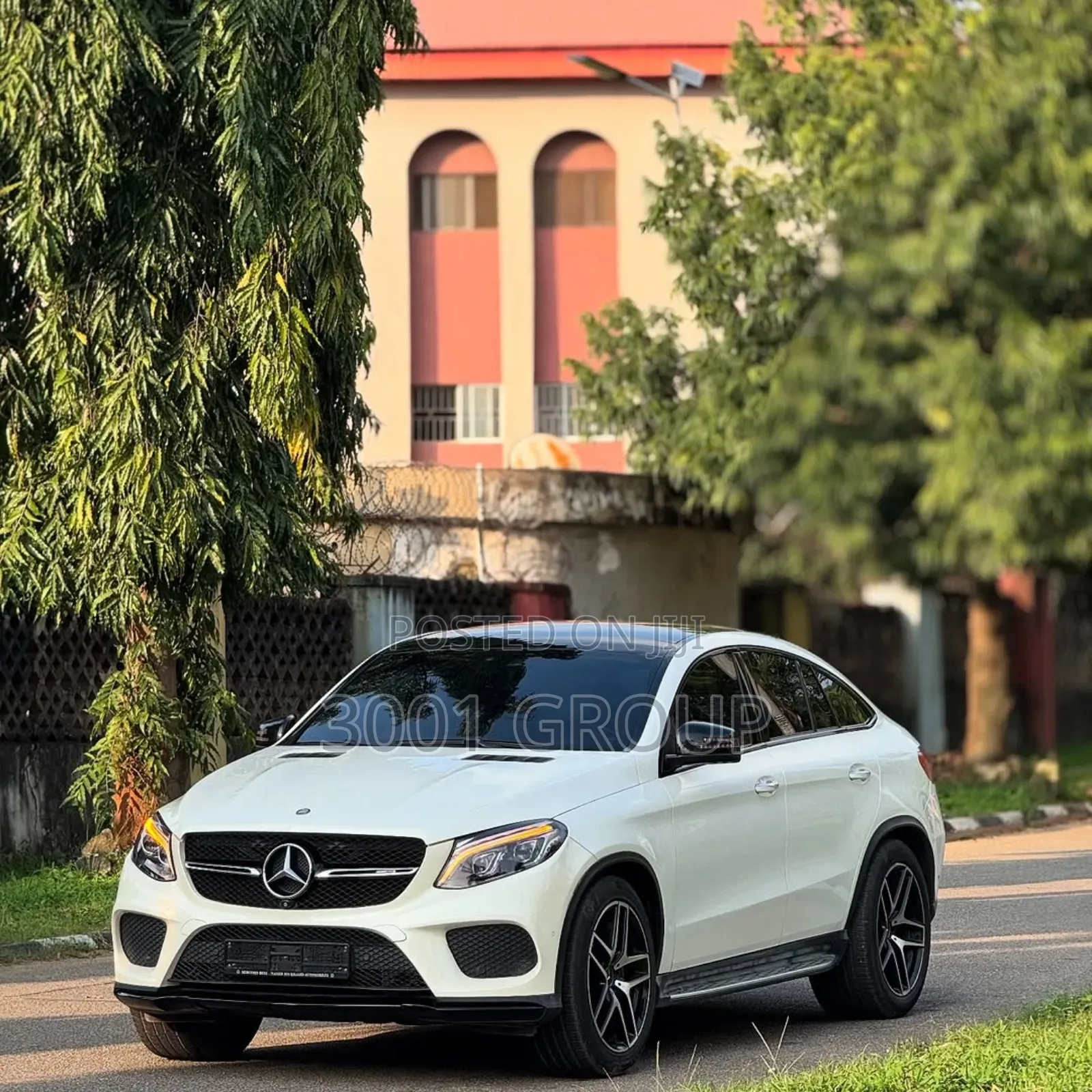 Mercedes-Benz GLE-Class AMG GLE 43 4MATIC 2017 White