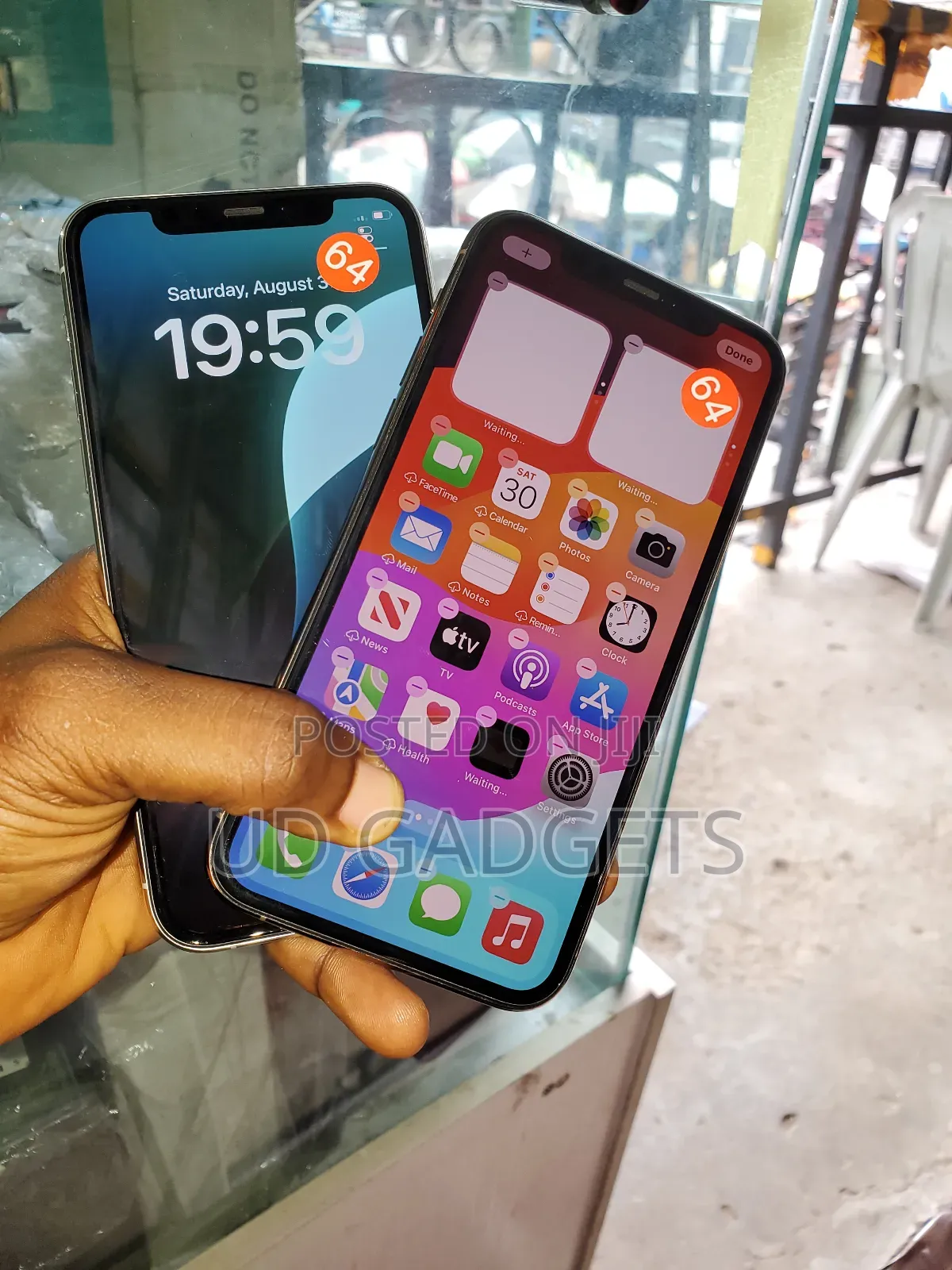 Apple iPhone 11 Pro 64 GB Gold