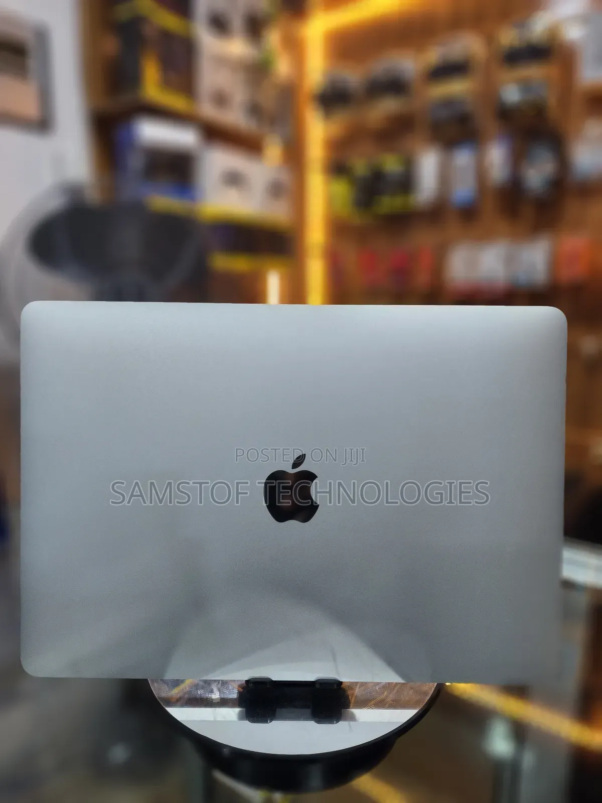 Laptop Apple MacBook Pro 2020 16GB Intel Core i7 SSD 1T