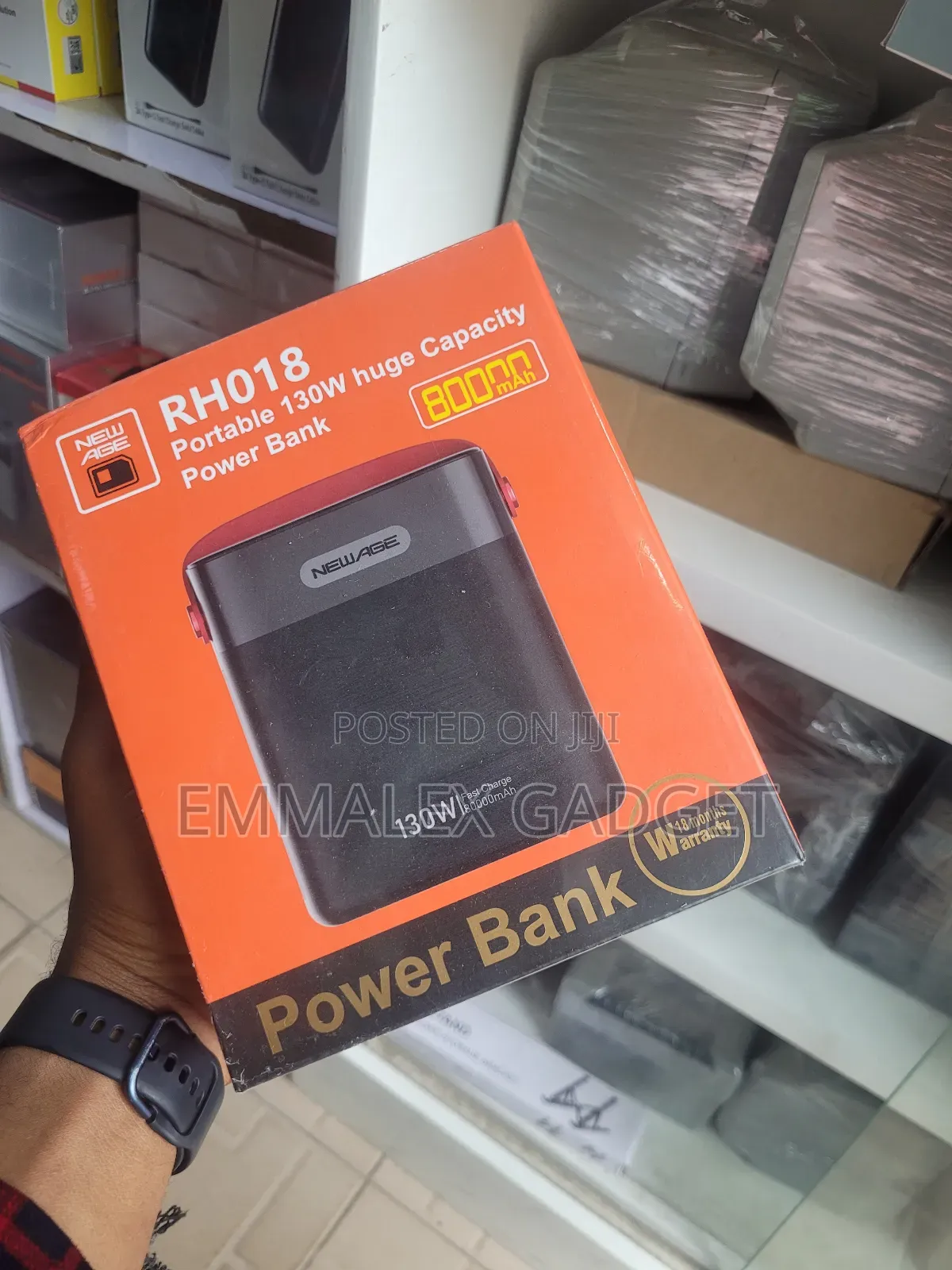 New Age Rh018 Portable 130w Huge Capacity Power Bank.