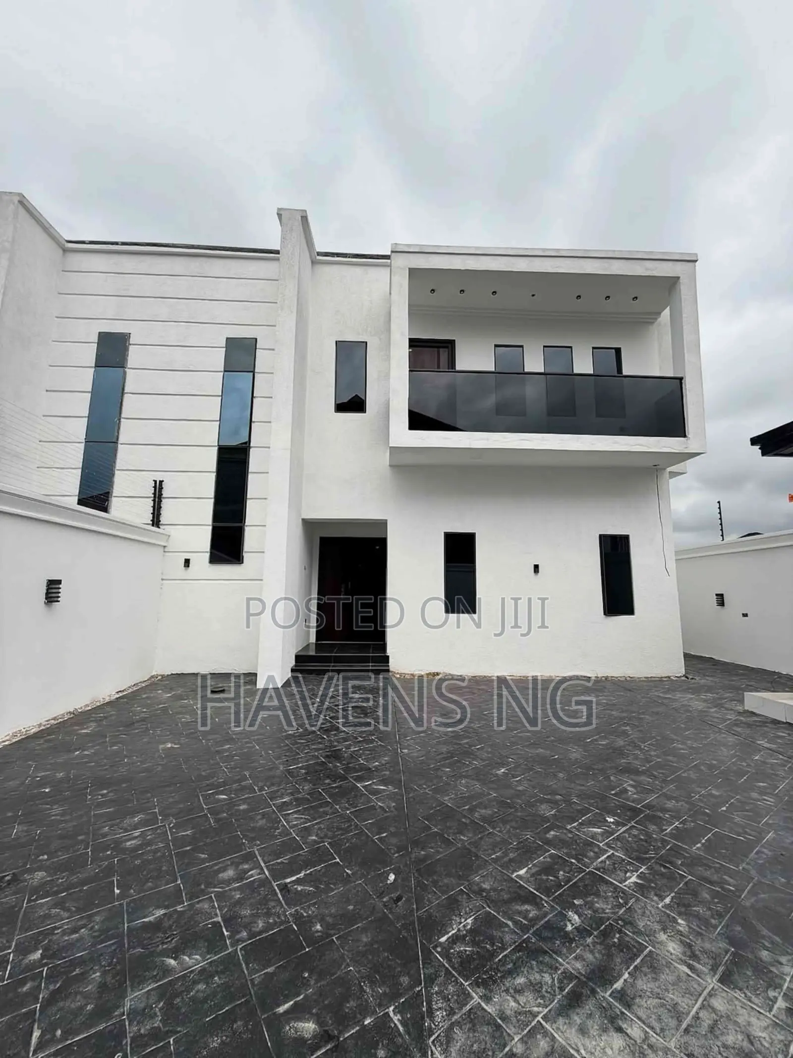 4bdrm Duplex in Obio-Akpor for sale
