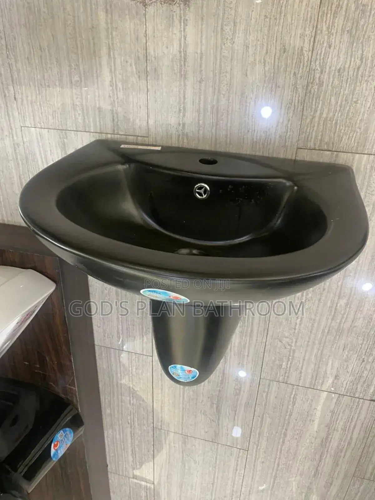 Wall Hung Wash Hand Basin