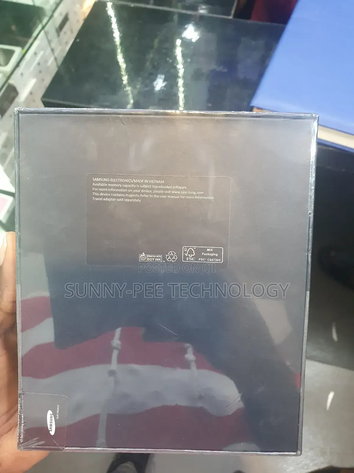 New Samsung Galaxy Z Fold4 512 GB Gold