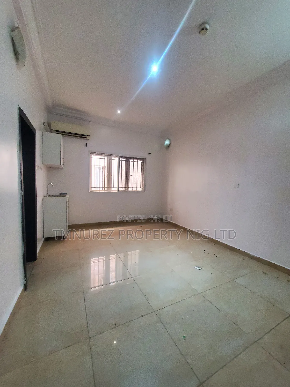 Studio Apartment in Northenforeture, Chevron for rent