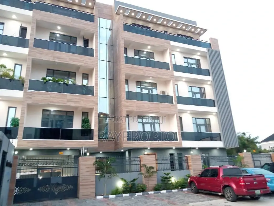 Studio Shortlet in Lekki