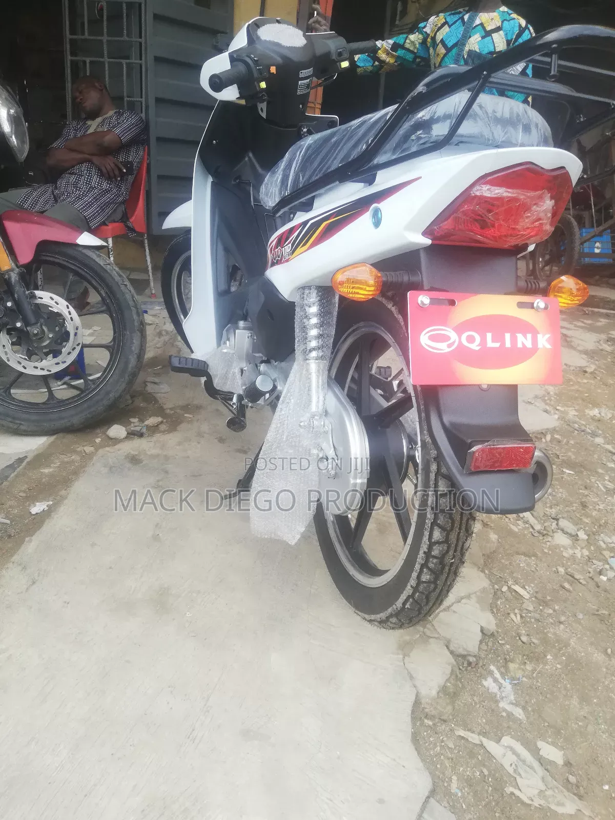 New Qlink Rave 150 2025 White
