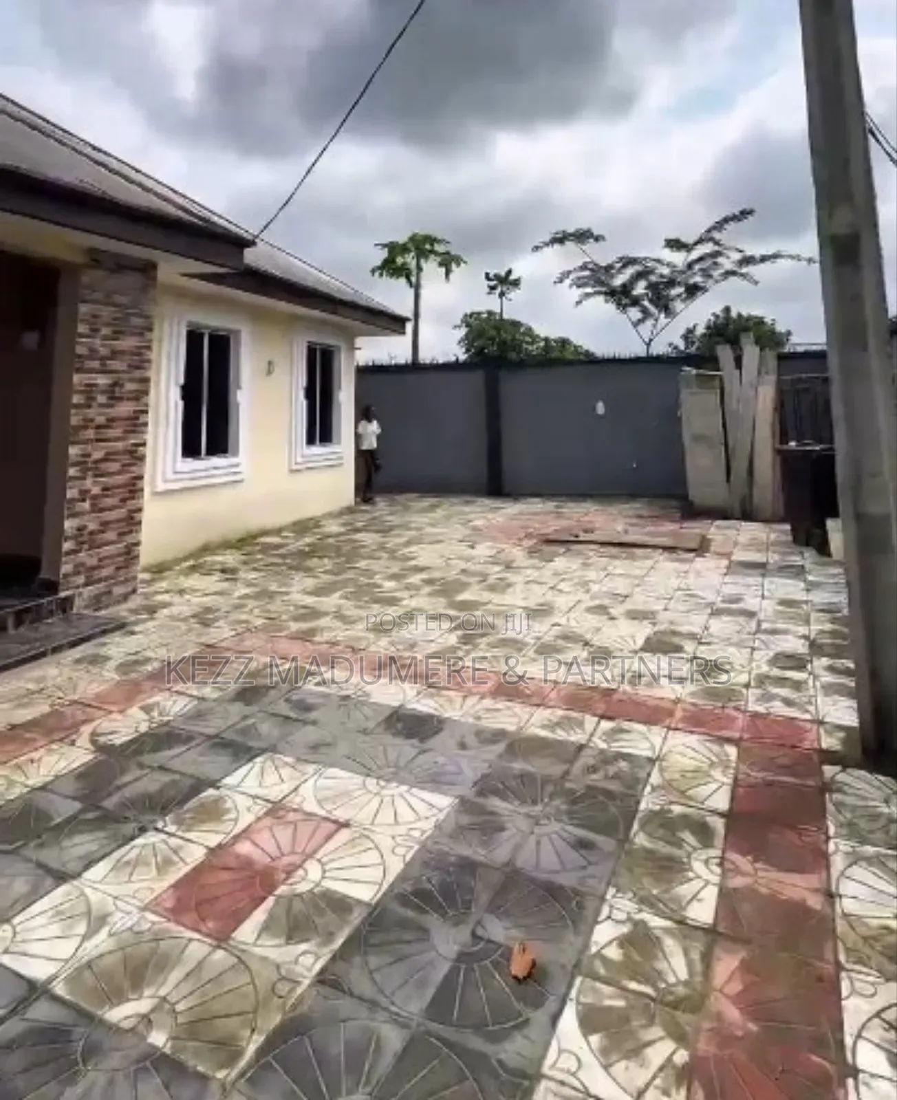 4bdrm Bungalow in Shell Cooperative, Port-Harcourt for rent