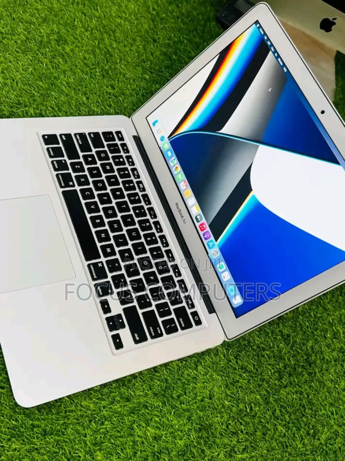 Laptop Apple MacBook Air 2015 4GB Intel Core i5 SSD 128GB