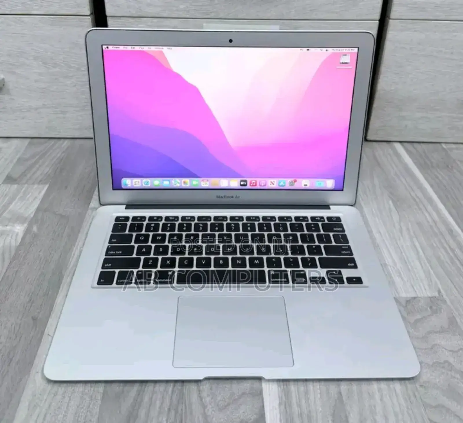 Laptop Apple MacBook Air 2015 4GB Intel Core i5 SSHD (Hybrid) 128GB